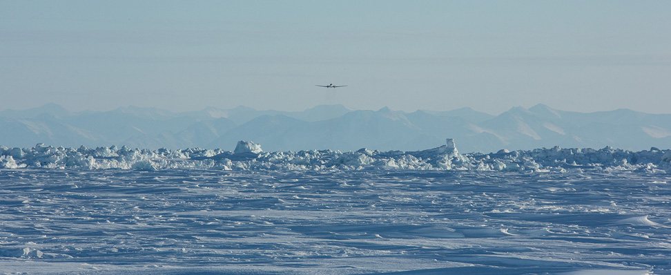 Airplane scanning ice